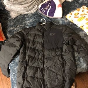 COPY - Men’s Mountain Hardwear Down Jacket